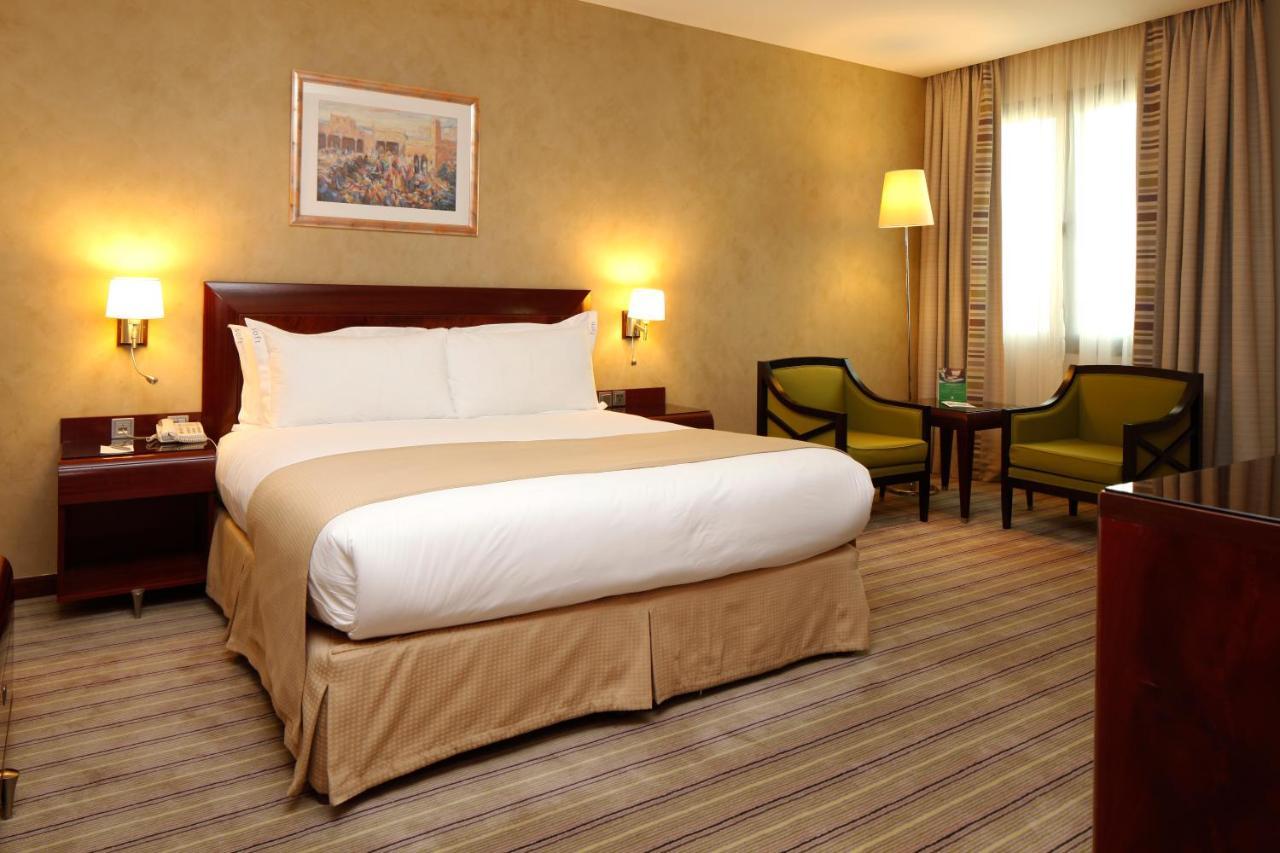 Holiday Inn Olaya By Ihg Riad Exterior foto