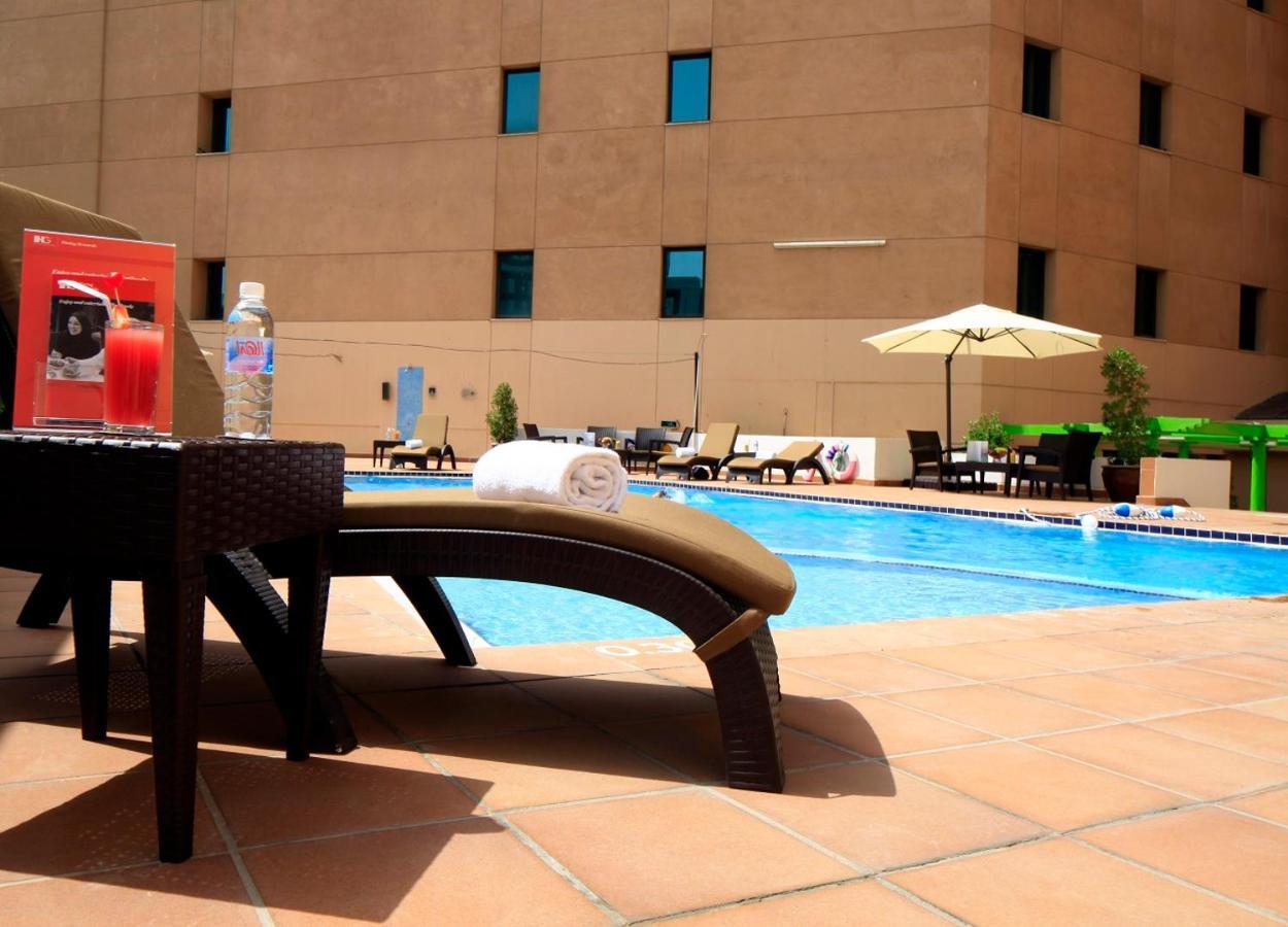 Holiday Inn Olaya By Ihg Riad Exterior foto