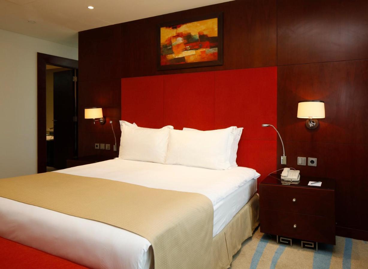 Holiday Inn Olaya By Ihg Riad Exterior foto