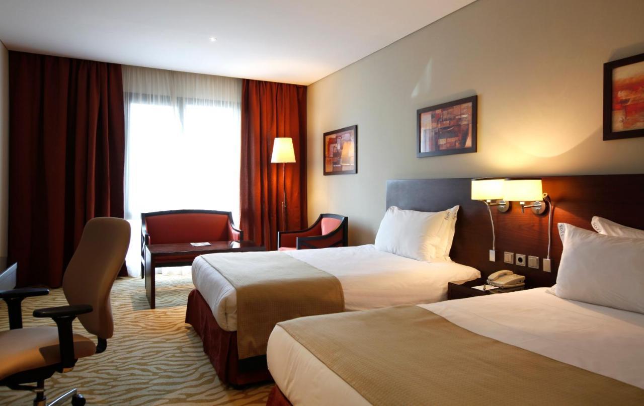 Holiday Inn Olaya By Ihg Riad Exterior foto